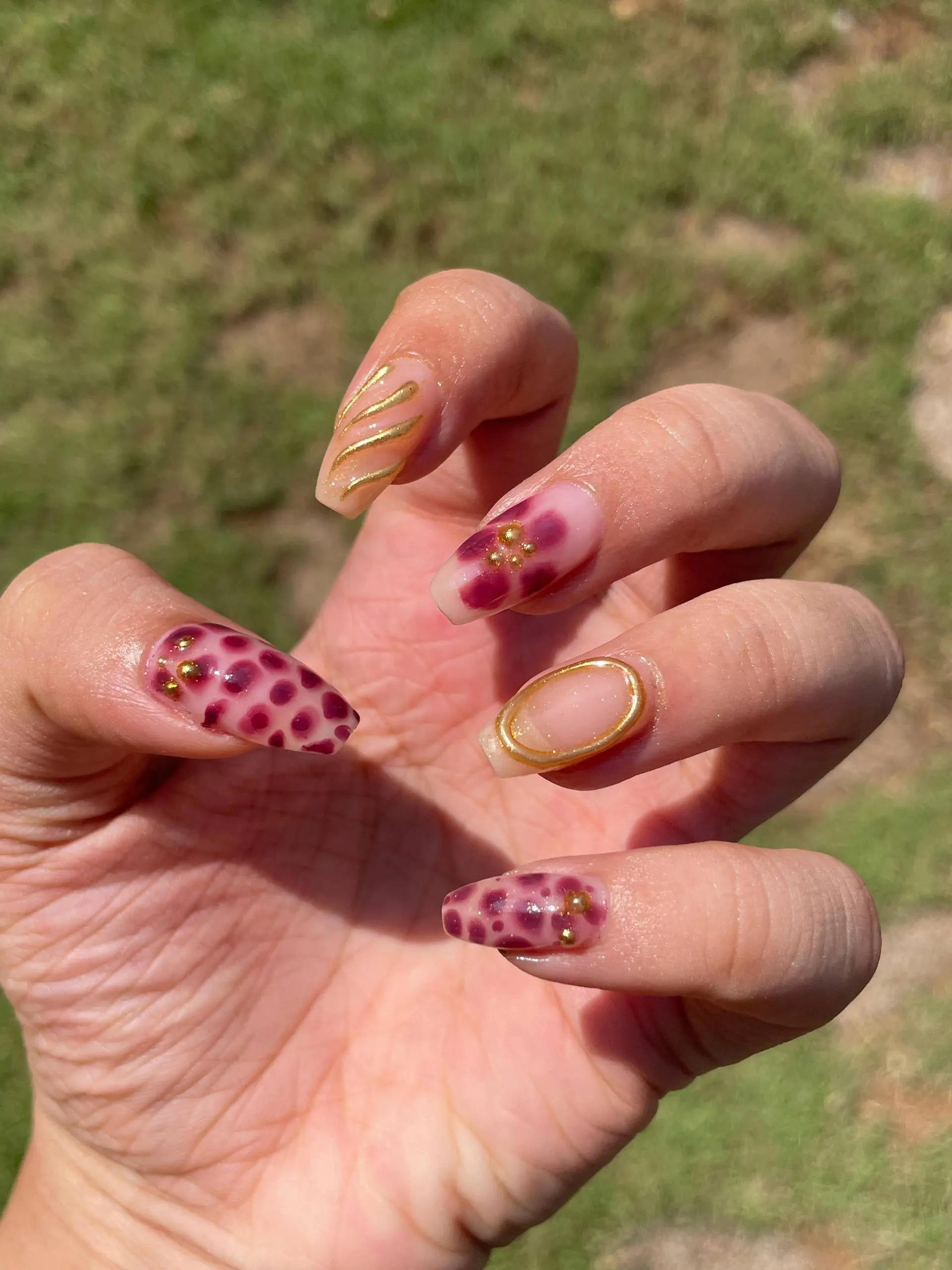 Femiz premium nail studio design detail